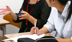 生徒に合った指導方法を見抜く社会人講師